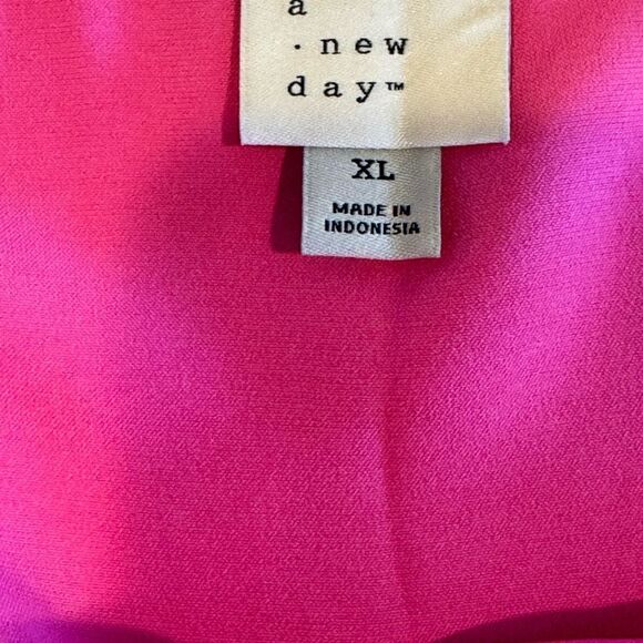 A new day Women’s Silky Cami Size XL NWT Hot Pink - Picture 6 of 9